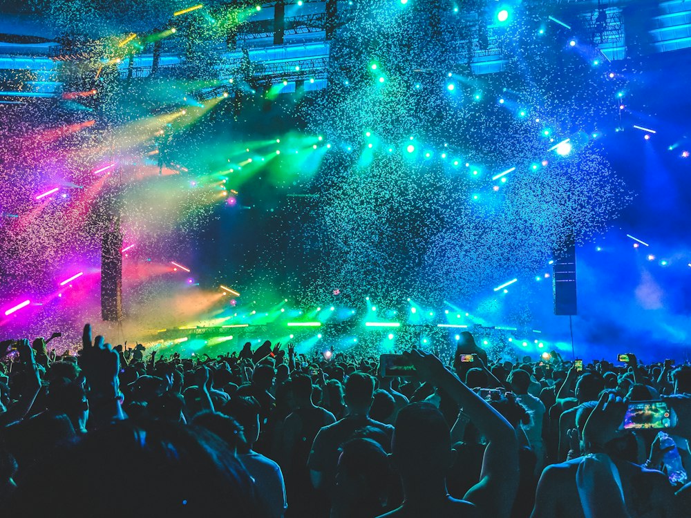 Concert crowd party lights